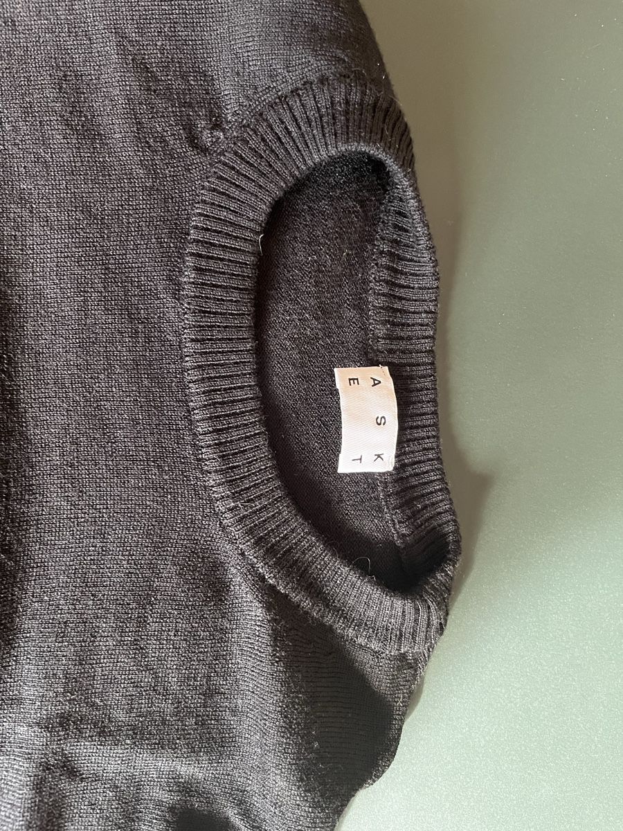 Maglioni & Felpe: ASKET Merino Sweater M Regular – Nuovo (secondo la descrizione) da Zürich venduto da Tschappatalpi 5