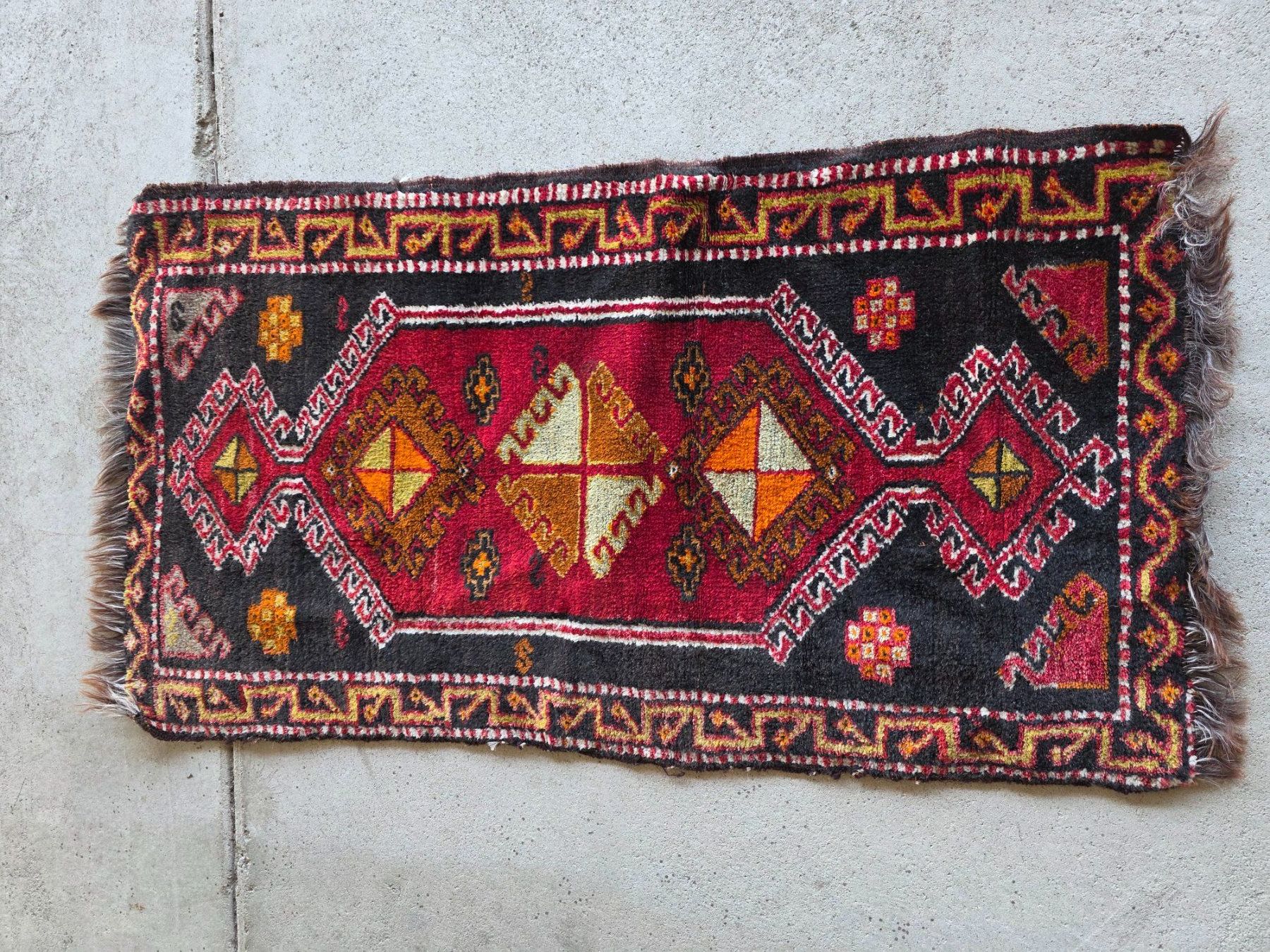 Teppiche: Orient Teppich Läufer 107 cm x 59 cm – Gebraucht aus Walterswil BE von Lonitti 2