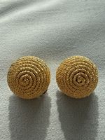 Boucles d’oreilles dorées vintage comme neuves! 