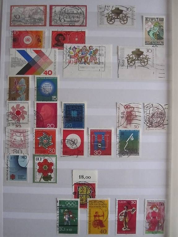 Tutti i francobolli: Briefmarken Deutsche Bundespost und DDR – Usato da Saland venduto da k_z_tny8 3