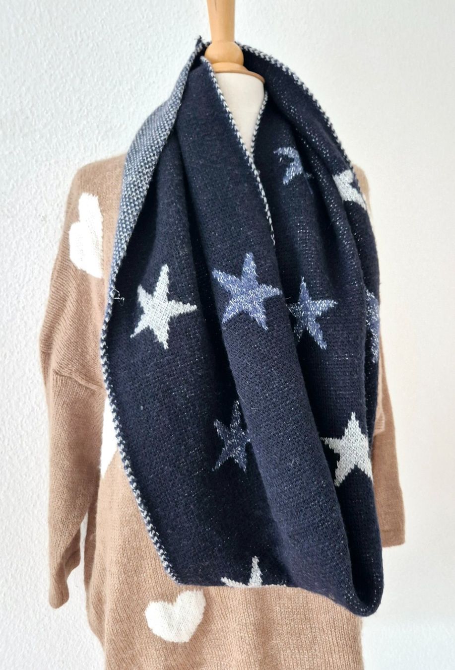 Foulard & Sciarpe: LOOP SCHAL STERNE WINTER , TOP ZU LIEBLINGSSTÜCK PULLOVER – Usato da Elsau venduto da the-colorful-side 7