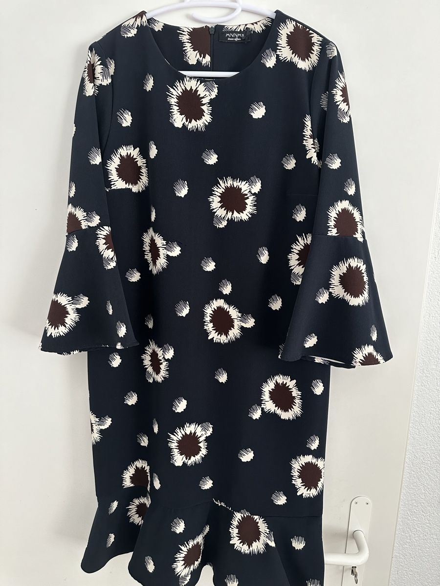 Robes: Kleid – Neuf avec emballage d'origine à Glis par slavkomajic