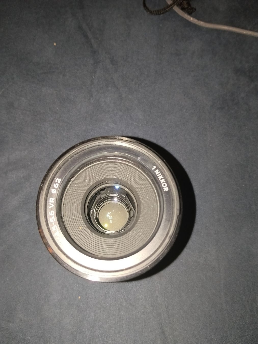 Nikon Objectifs: 1 Nikkor 70-300 mm Telezoom Objektiv – D'occasion à Stüsslingen par Fabio1835 1