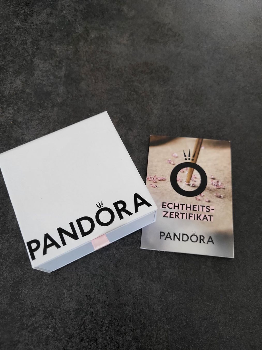 Pandora Bracciali & Braccialetti: Pandora Kettenarmband – Nuovo e nell'imballaggio originale da Rümlang venduto da Turrin