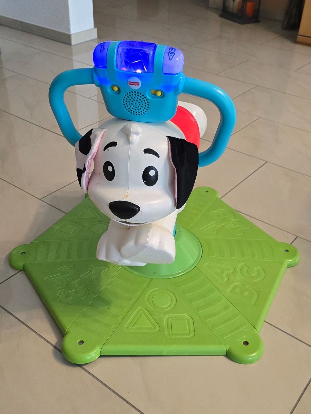 Fisher-Price Spielzeuge: Fisher-Price Hüpfspass Hund – Gebraucht aus Ruswil von DNAB