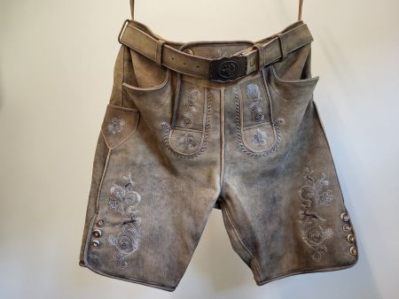 Klassische Lederhose -hochwertig & bereit fürs Abenteuer