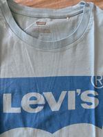 Levi's T-Shirt, hellblau, Grösse M, neuwertig für den Sommer