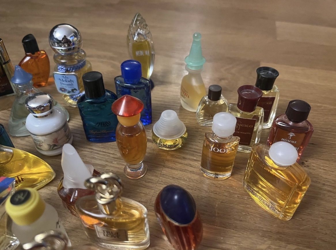 Profumi & Eau de Toilette: Mini-Parfüm Sammlung – Usato da Bern venduto da Miniparfum 4