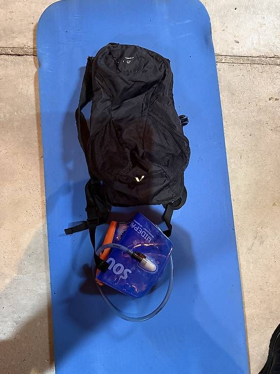 Zaini: Salomon mit Source Salomon Rucksack mit Source Widepac  – Usato da Interlaken venduto da arus1984 2