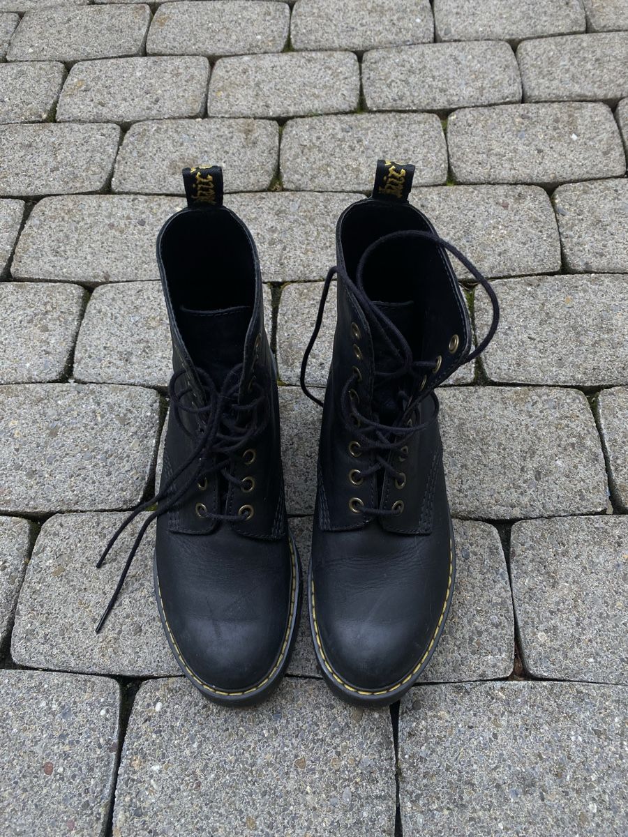 Damenschuhe: Dr. Martens Plateau Boots – Gebraucht aus Zürich von marionannina 2