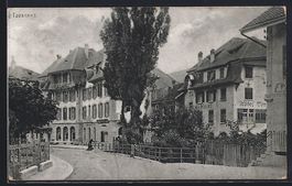 AK Tavannes, Hotel mit Strassenpartie