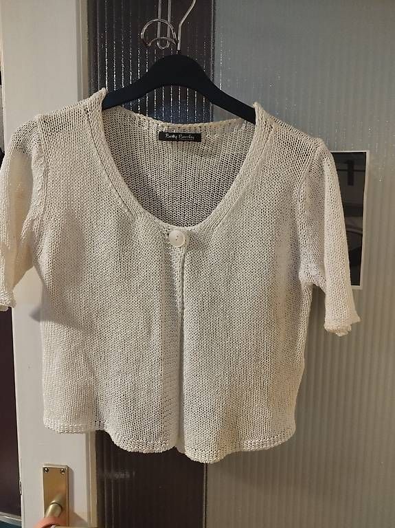 Pullover & Sweatshirts: Damen Pullover – Gebraucht aus Granges-Paccot von Ping1998