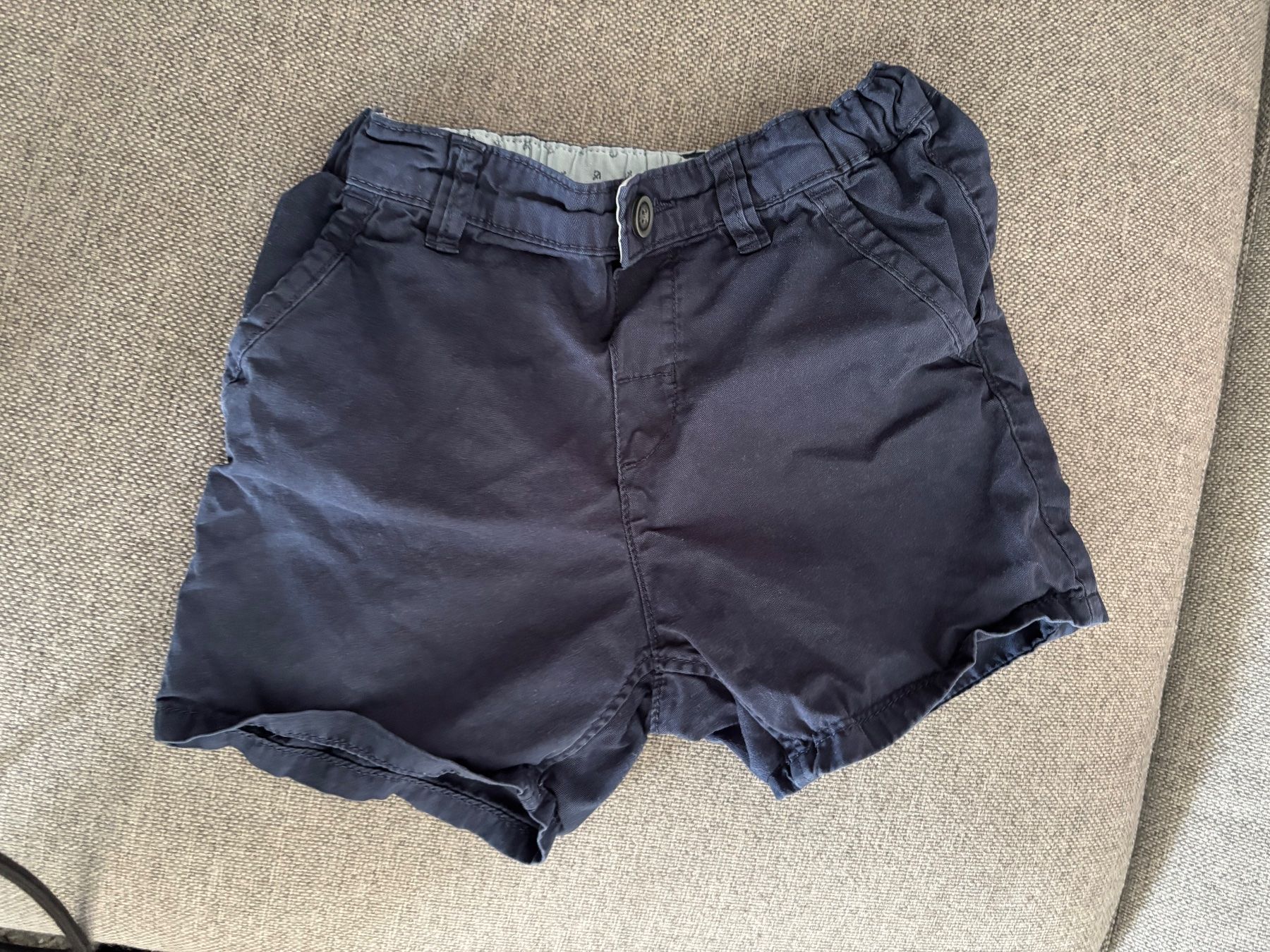 H&M Hosen: Short 98 – Gebraucht aus Buchrain von Ham2383