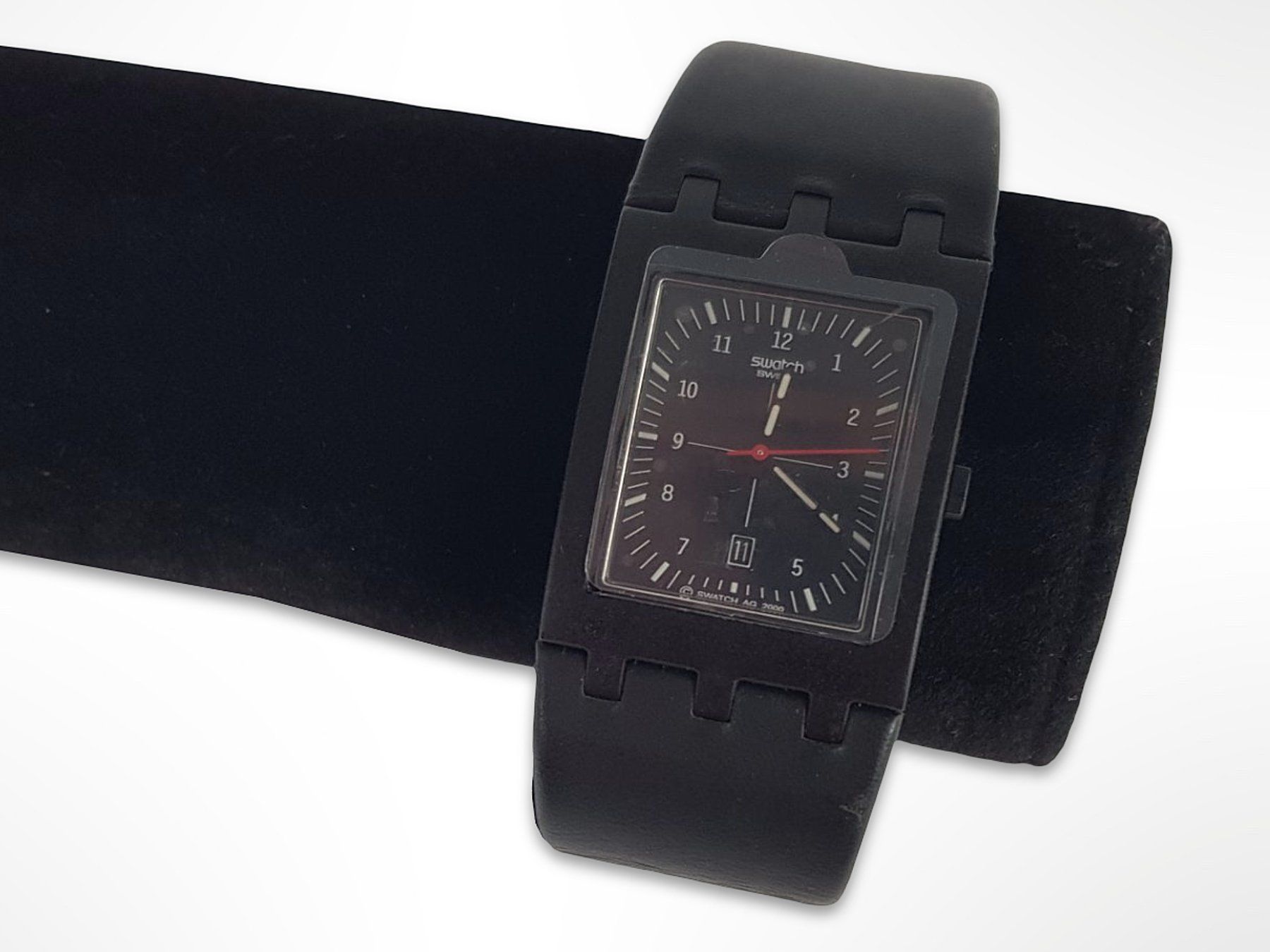 Swatch Orologi: SWATCH Armbanduhr schwarz – Usato da Suhr venduto da Restwert_Suhr 3