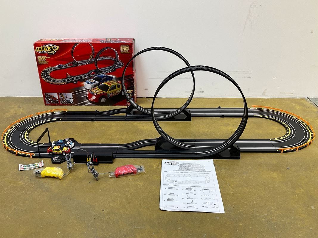 Piste: FASTLANE RACING | Twin Loop Racing | Rennbahn | 5m – Usato da Wittenbach venduto da Restwert_St-Gallen 1