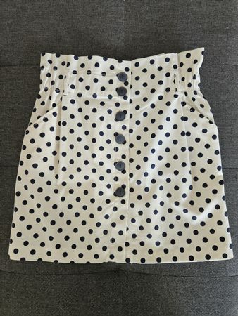 NEW Zara Sommer Mini Rock, gepunktet