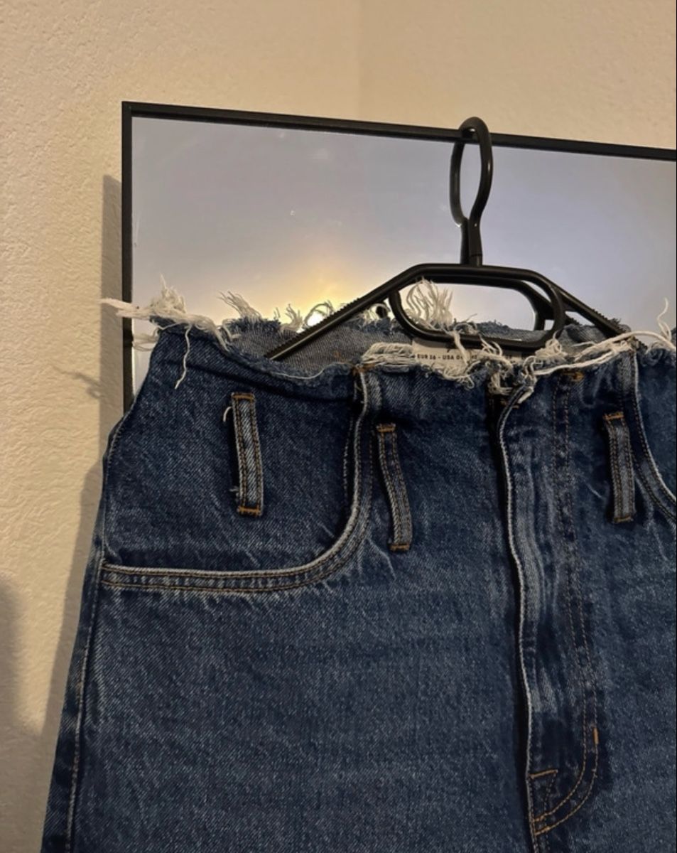 Jeans: Jeans stradivarius taille haute effiloché taille 36 – Usato da Estavayer-le-Lac venduto da Iness_oth 2
