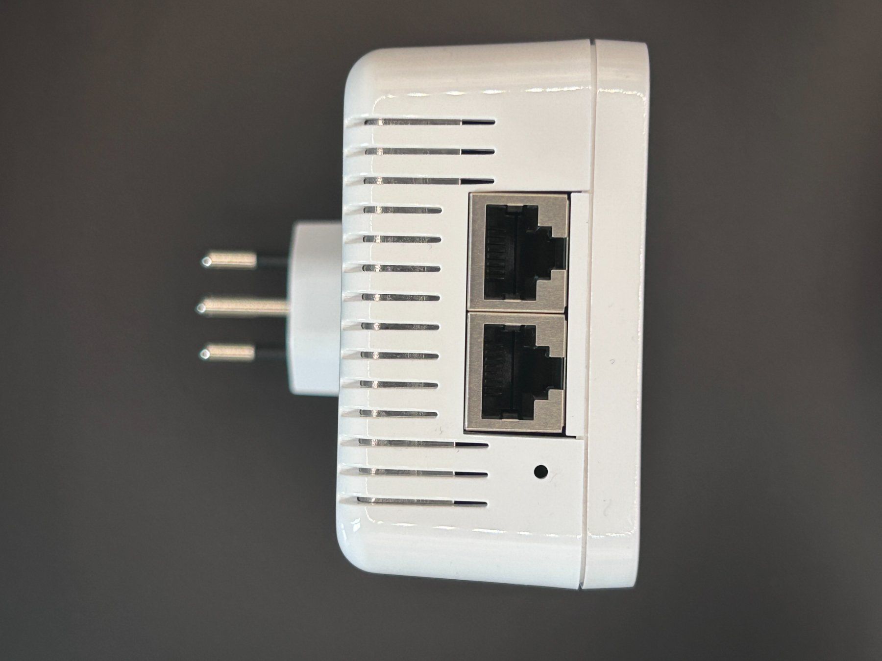 Devolo Wlan: Devolo Magic 2 WiFi 2-1 – CPL + WiFi Mesh – Gebraucht aus Genève von Fastbozzo 2