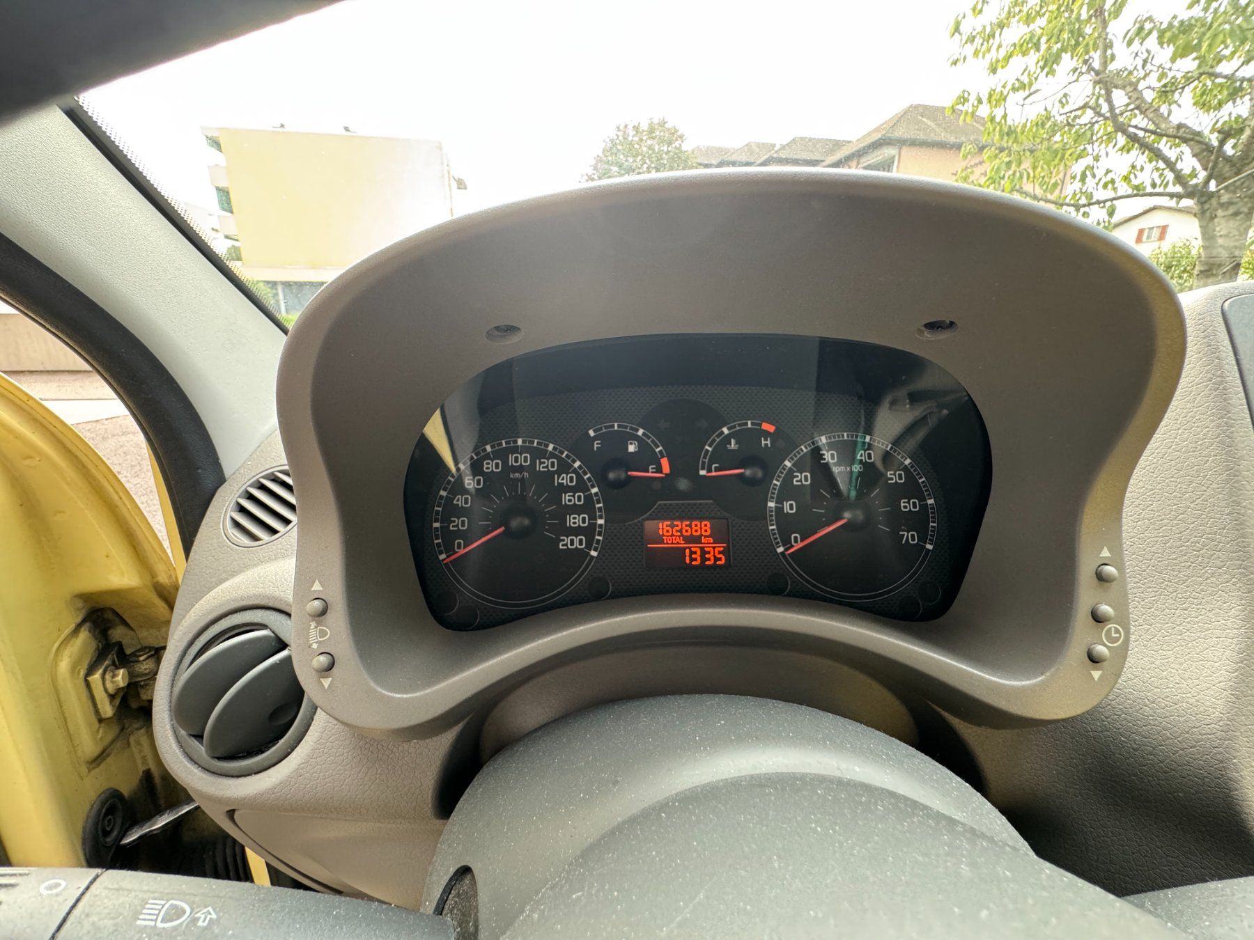 Fiat Automobili: Fiat Panda 1.2 – Usato da Zwillikon venduto da Palucio 6