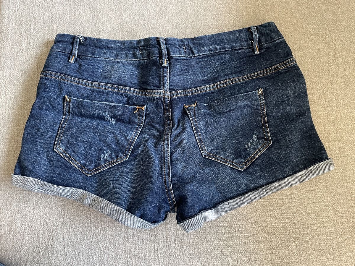 Zara Jeans: Jeans Shorts Gr.36 Zara – Gebraucht aus Zürich von ehupp 1
