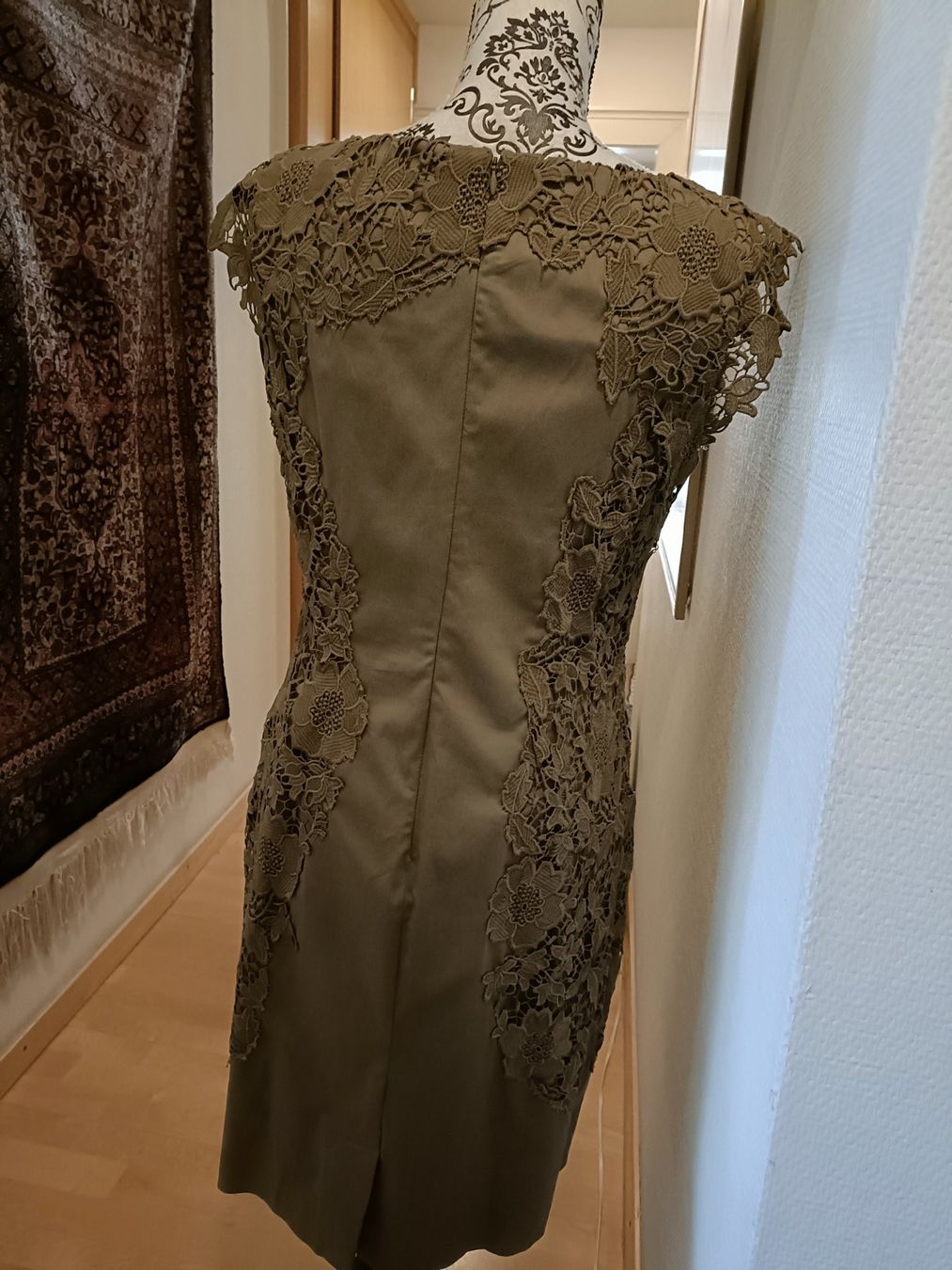 Vestiti: Kleid mit spitzen – Nuovo (secondo la descrizione) da Schaffhausen venduto da sim_j822 1