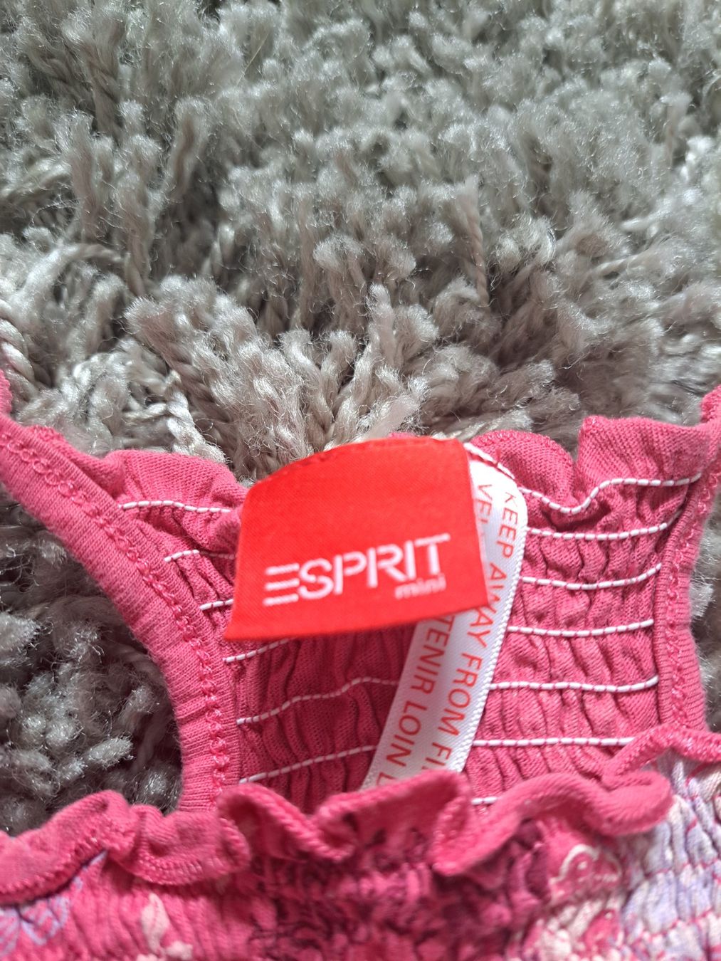 Esprit Camicette, T-shirt & Top: Top von ESPRIT Gr. 116/122 – Usato da Kaltbrunn venduto da Nili133 3