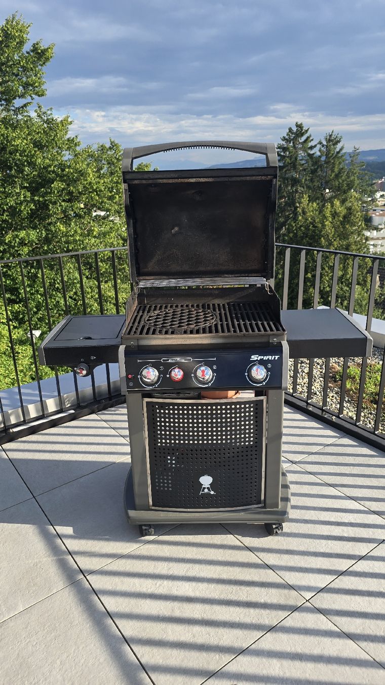 Grills: Weber Spirit E-330 Classic – Gebraucht aus Zufikon von Riwi1 1