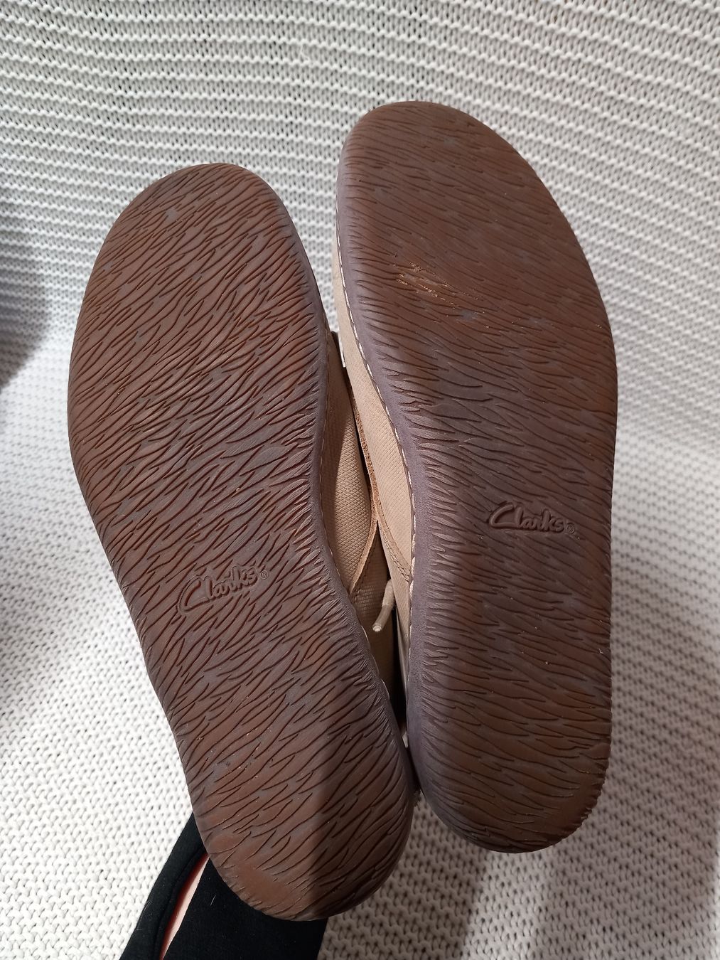 Clarks Scarpe da uomo: Clarks Herren Schnürschuhe Gr.41, Wildleder – Usato da Gwatt (Thun) venduto da umwelt-brocki 4