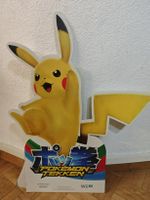 Pokémon Tekken Pikachu Pappaufsteller gross 70cm!