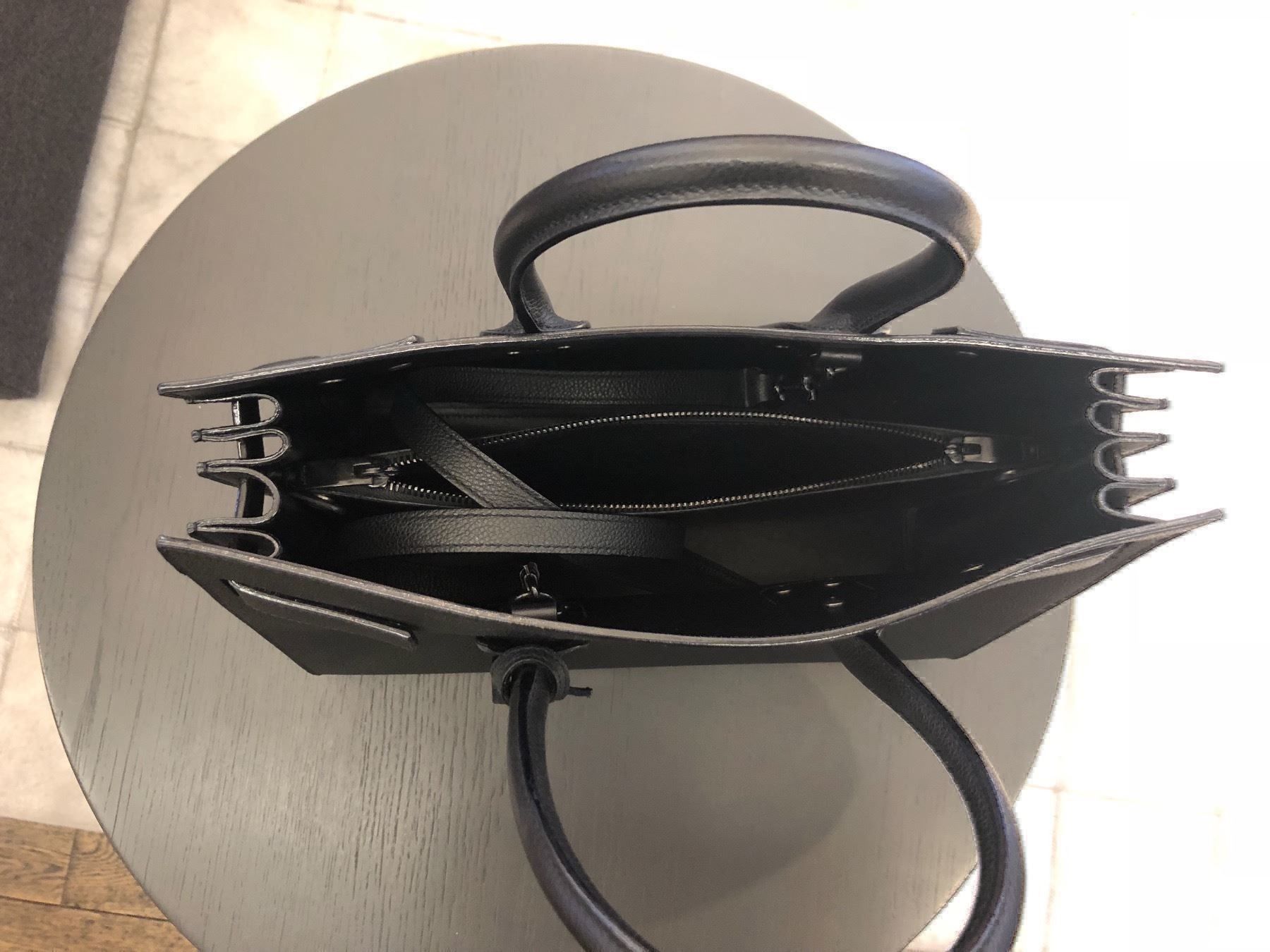 Saint Laurent Borse da donna: YSL Sac de Jour - Black - – Nuovo (secondo la descrizione) da Oeschgen venduto da Tiffany83 3
