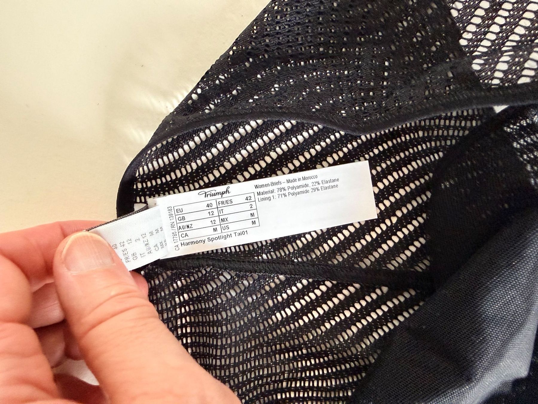 Triumph Sonstige Unterwäsche: TRIUMPH, Tai HARMONY SPOTLIGHT, Grösse 40, Farbe Schwarz – Neu und originalverpackt aus Rudolfstetten von gst_g7xl 2