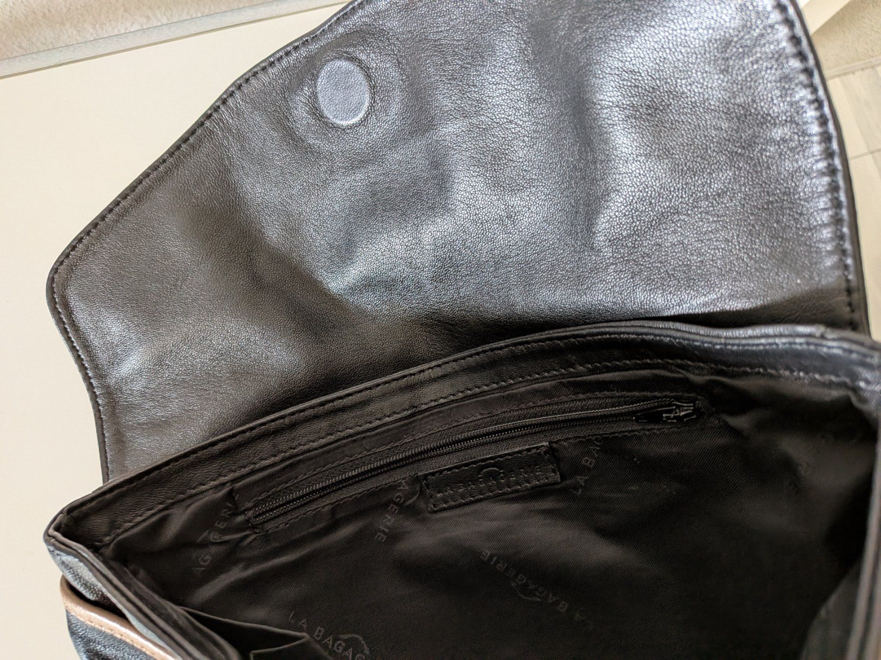 Sacs femmes: Labagerie Clutch – D'occasion à Emmen par magelan 2