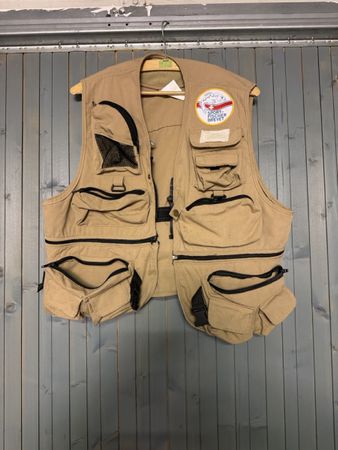 Anglerweste mit vielen Taschen
