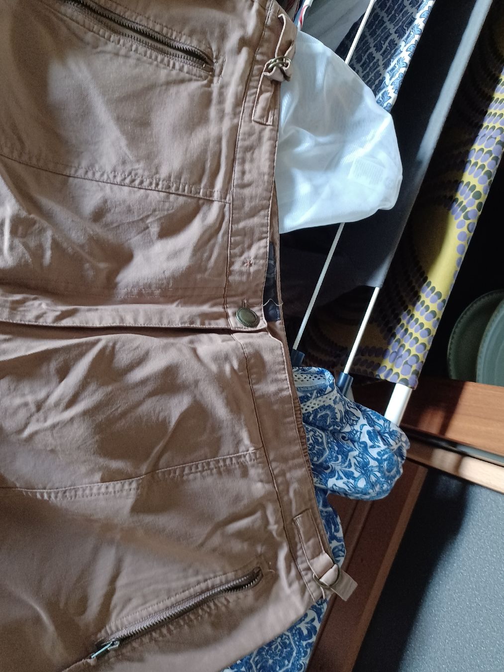 Pantaloni: Caprihose, Braun Gr 50, mit Blumenmuster – Usato da Boswil venduto da Joli2222 4