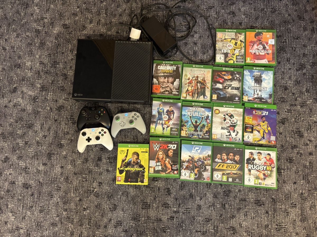 Microsoft Konsolen: Xbox one Model 1540, mit Controller, Spiele – Gebraucht aus Brütten von Swerman1984