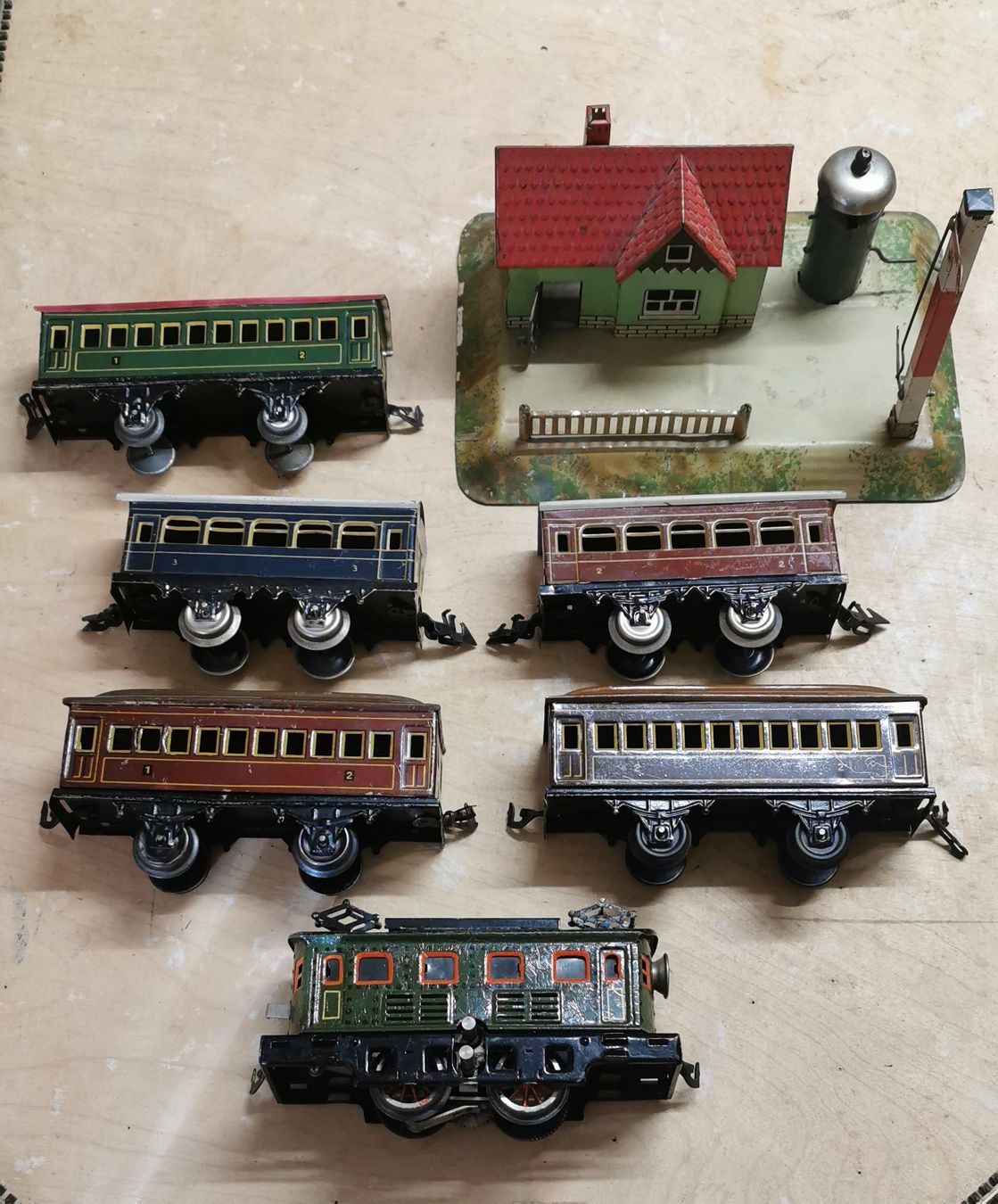 Bing Modellini di ferrovie: Bing Spur 0 Lok und Wagen – Usato da Aesch BL venduto da Refurber
