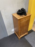 Antiker Beistellschrank mit Schublade und Fach, Vintage