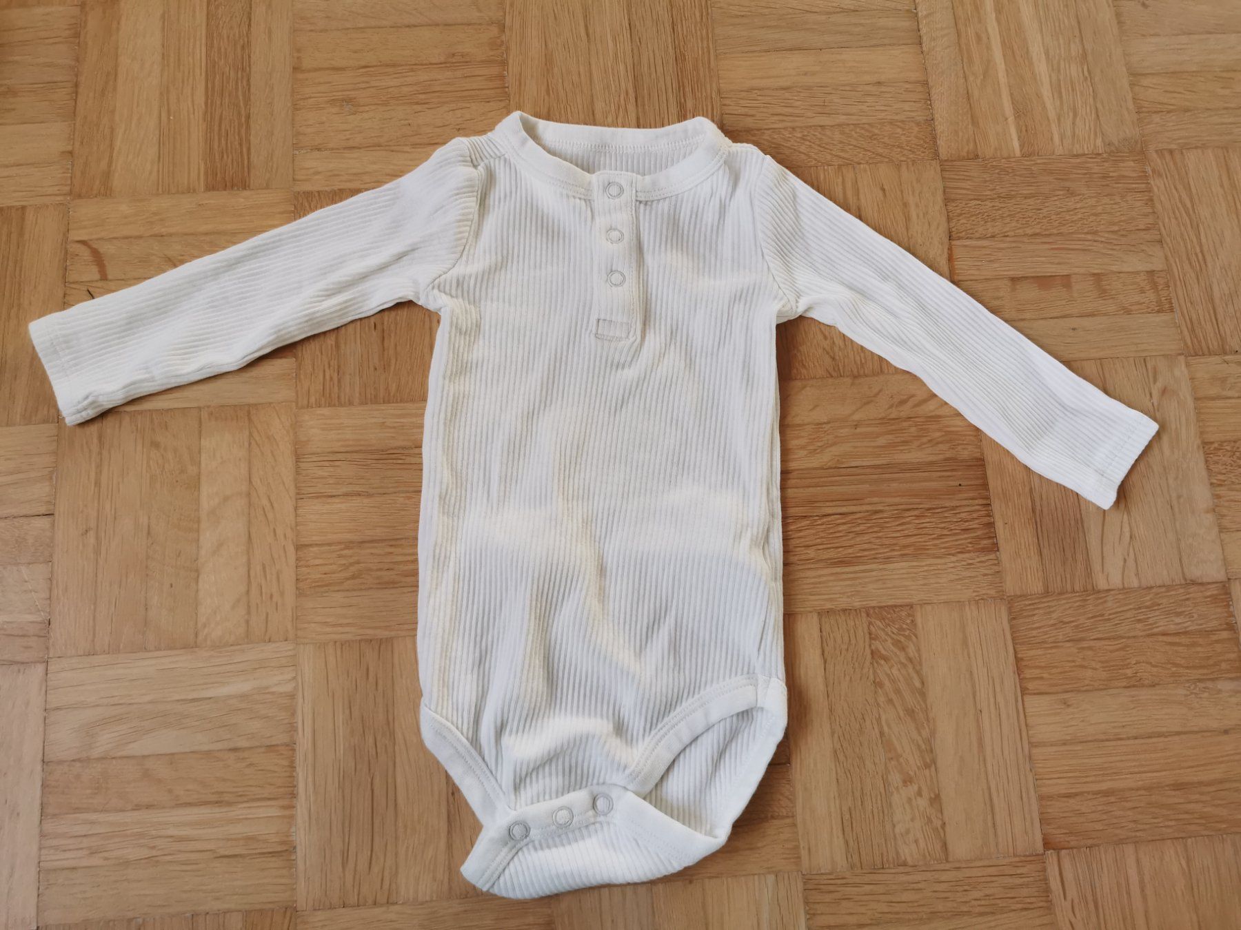 Tchibo Pyjamas & Ähnliches: Body Tchibo Gr. 74-80 – Gebraucht aus Stäfa von flamingo_17 1
