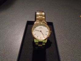 Damen - Uhr Daniel Wellington, goldfarbig/rosa