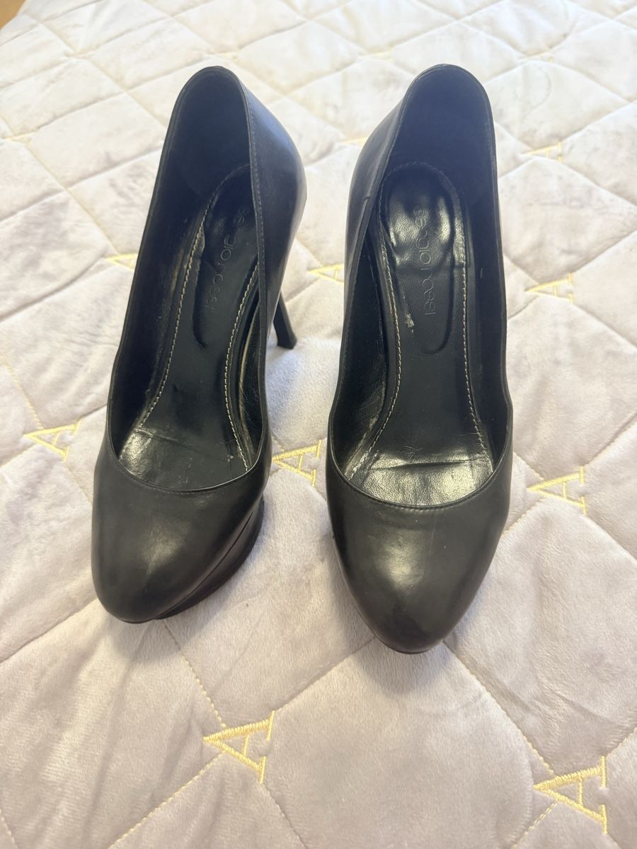 Sergio Rossi Scarpe da donna: Sergio Rossi black leather pumps – Usato da Genève venduto da iri_f78b 1