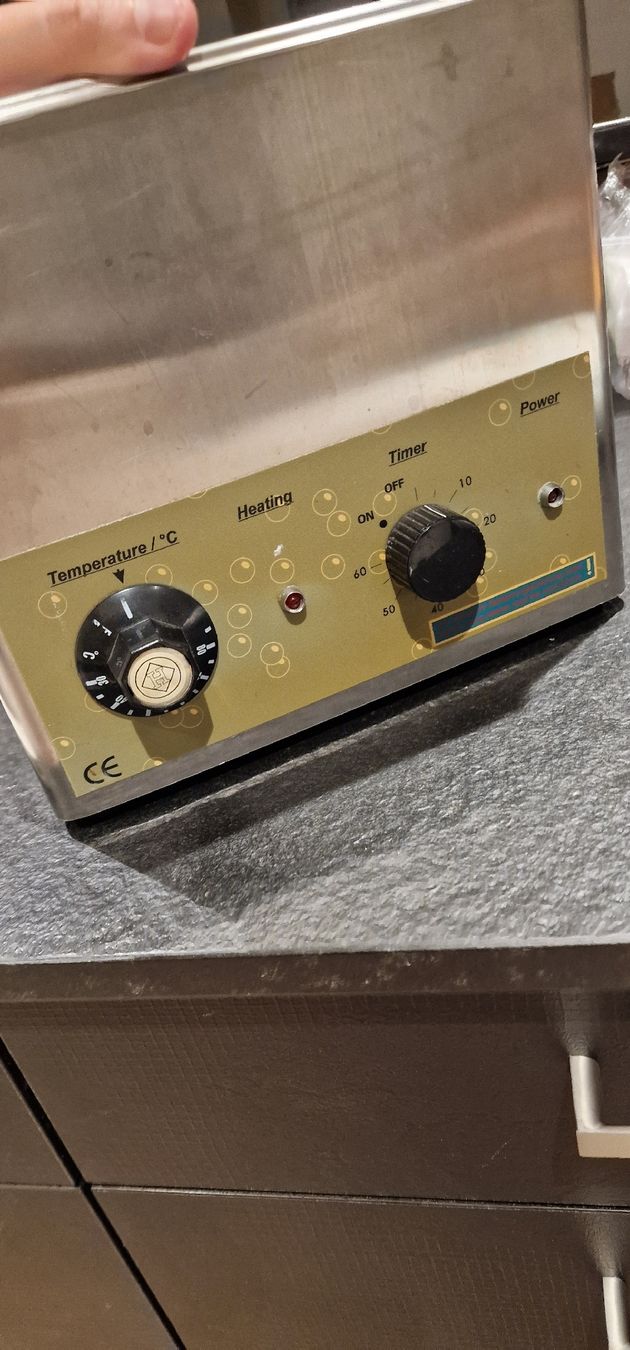 Pasti del neonato: Ultraschall Reiniger 3L – Usato da Roggliswil venduto da Bluro90