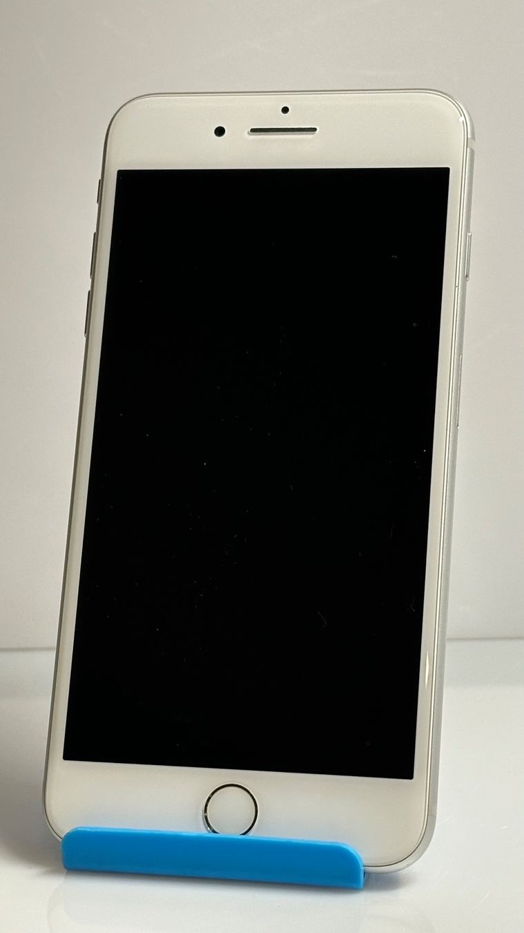 Apple Telefoni cellulari / Smartphones: Iphone 7 Plus Silver 128GB – Usato da Jonen venduto da BMWE369