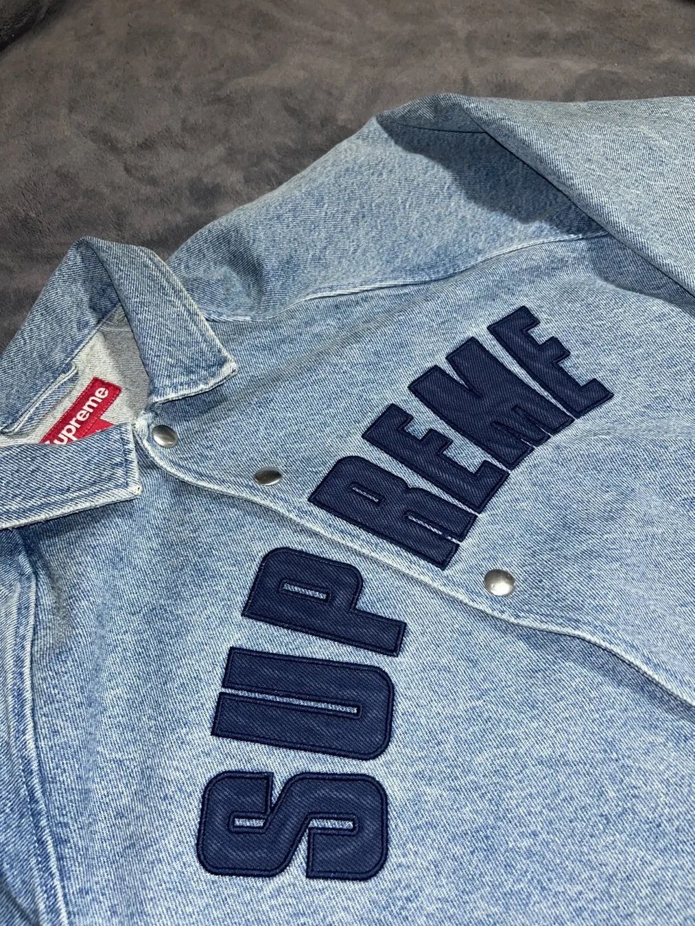 Giacche: Supreme Arc Denim Jacket – Nuovo (secondo la descrizione) da Lausanne venduto da doa_nc5v 1