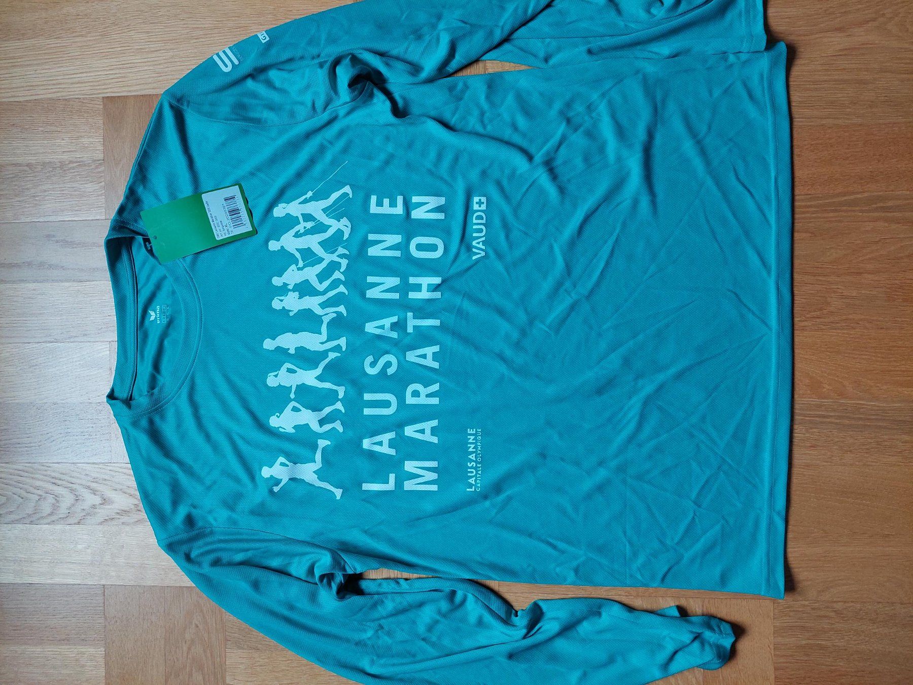 T-Shirts: T-shirt technique course à pieds – Neu und originalverpackt aus Genolier von Ciuciu 5