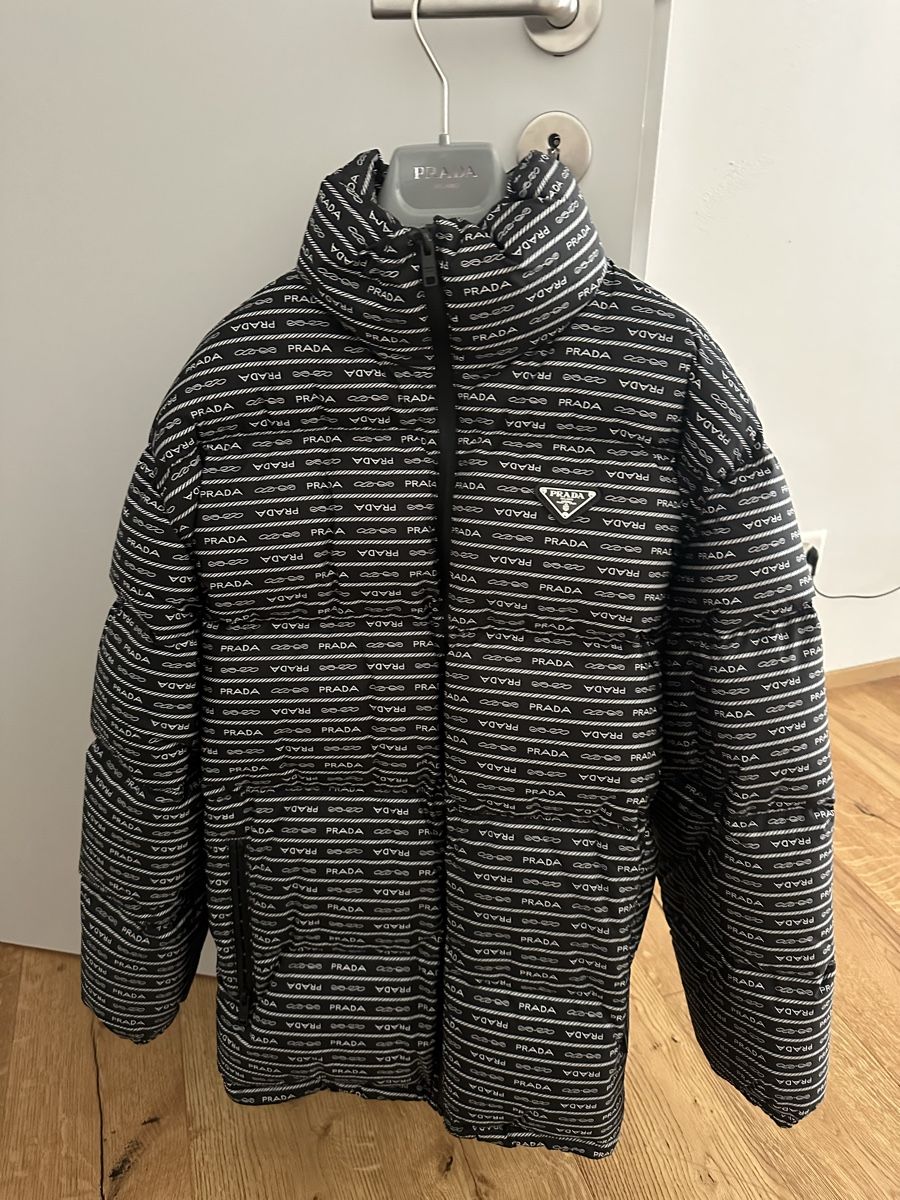 Prada Jacken: Prada jacket  – Neu (gemäss Beschreibung) aus Kirchberg SG von Natzss