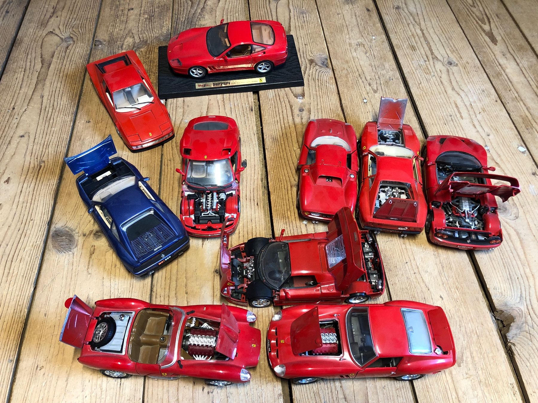 Ferrari Modellini d'auto: Collection de Ferrari – Usato da Chénens venduto da Touta1franc 8