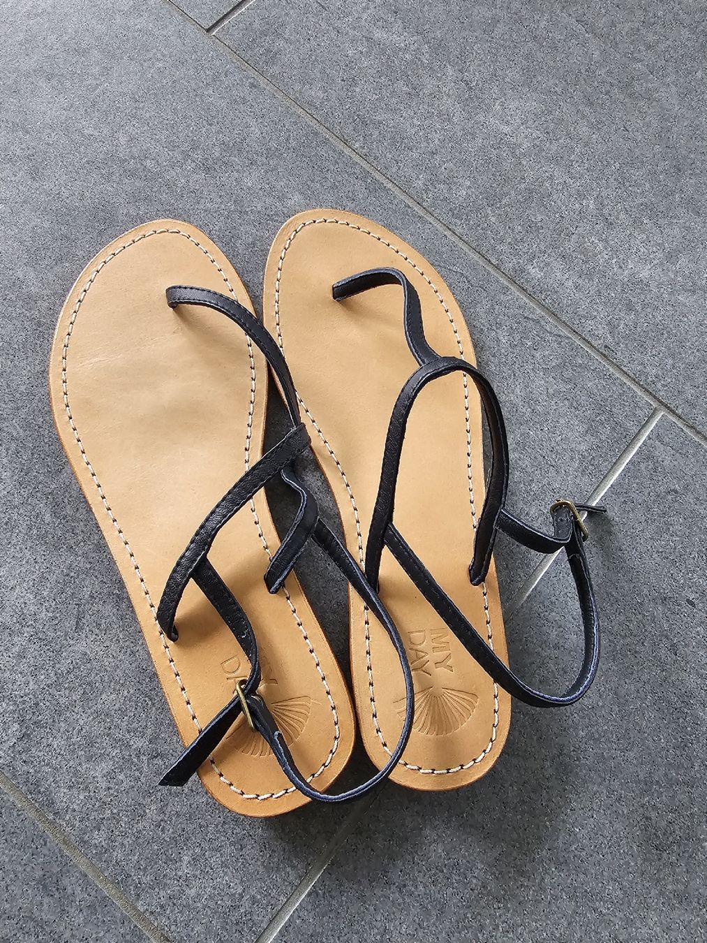 Scarpe da donna: schöne Ledersandalen neu – Nuovo e nell'imballaggio originale da Altdorf UR venduto da Saba_1688 1