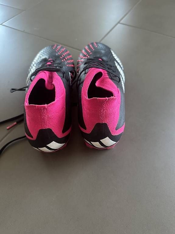 Adidas Scarpe da uomo: Fussballschuhe Adidas Predator – Usato da Thalwil venduto da mirog11 1