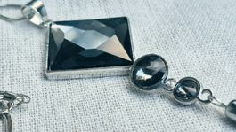 Collana lunga ciondolo rombo con nappe Argento