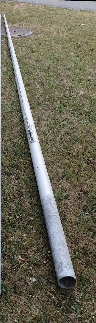 Drapeaux: Mât pour drapeau en aluminium – D'occasion à Corcelles-le-Jorat par clauded78